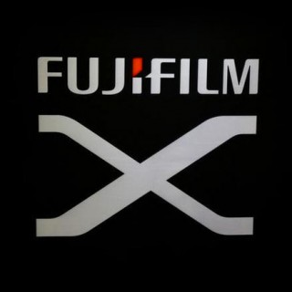 fuji Xrogo